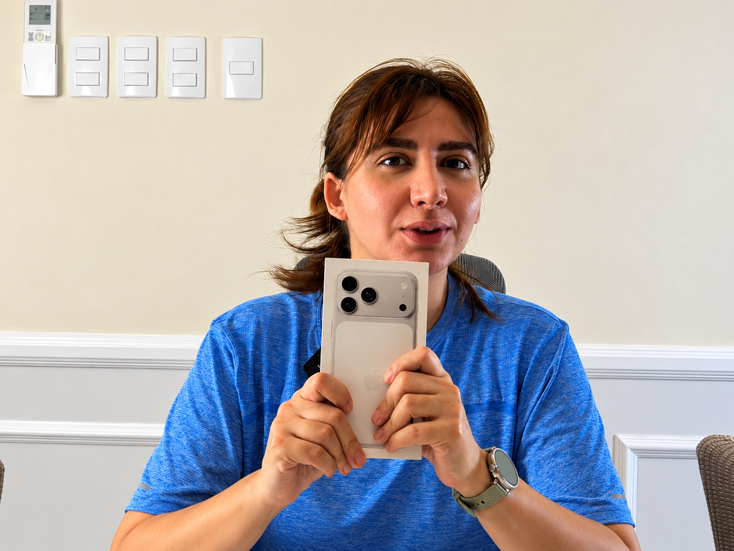 Unboxing the iPhone 17 Pro Max before transferring data