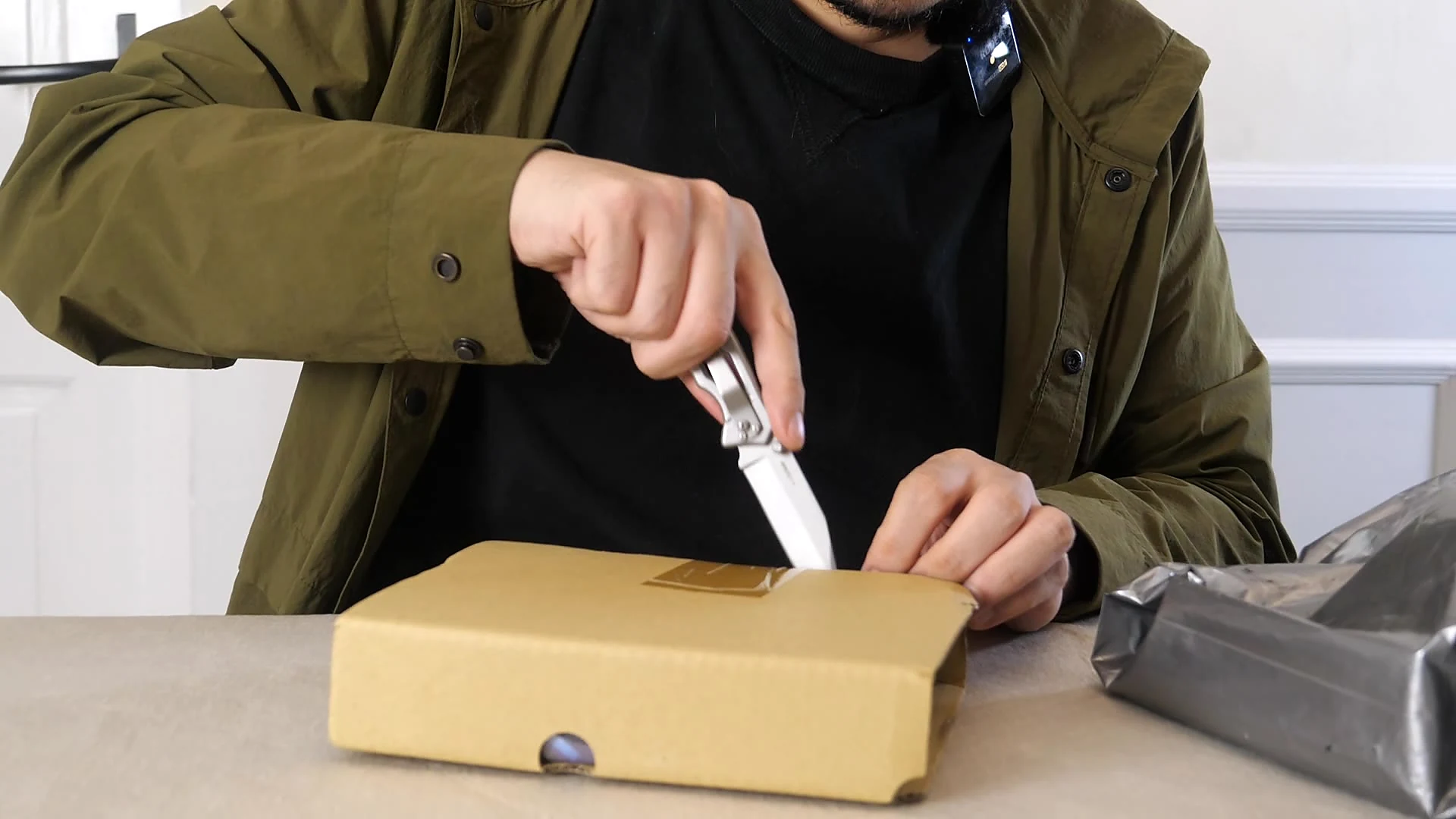 Gerber Paraframe I used for cutting cardboard