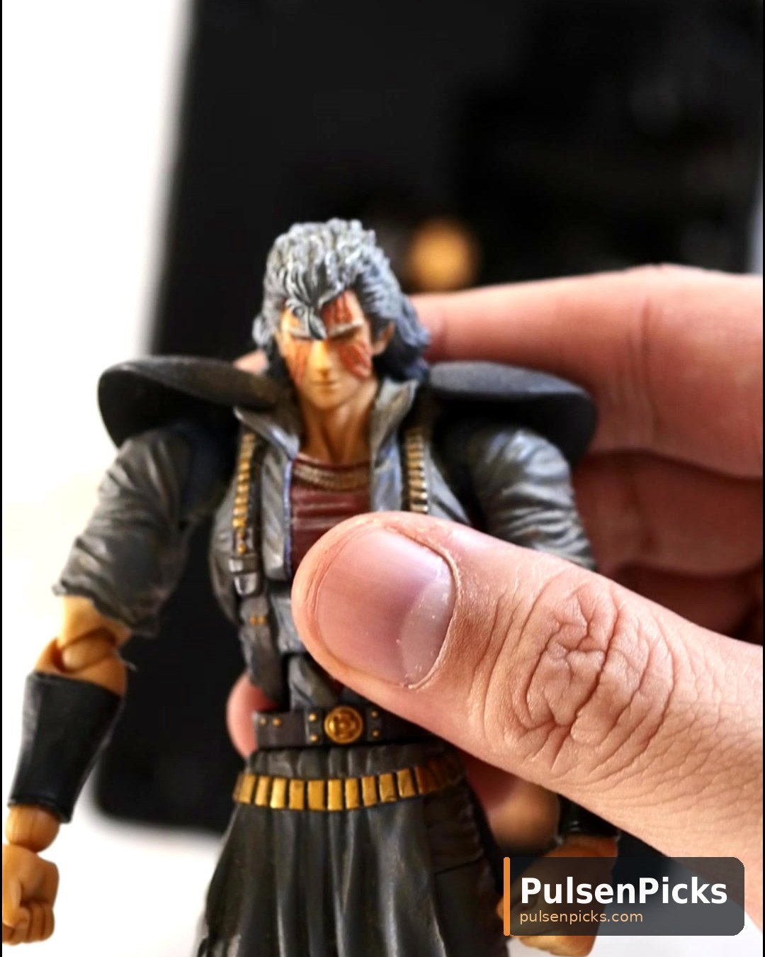 Revoltech Shu detailed scarred face